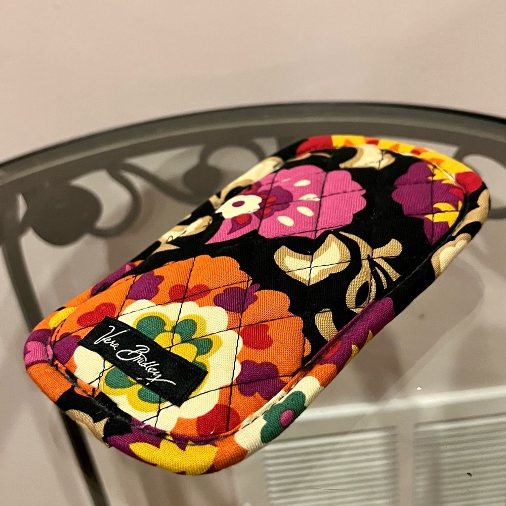 Vera Bradley Black and Gold Print Glasses Case🖤⭐️